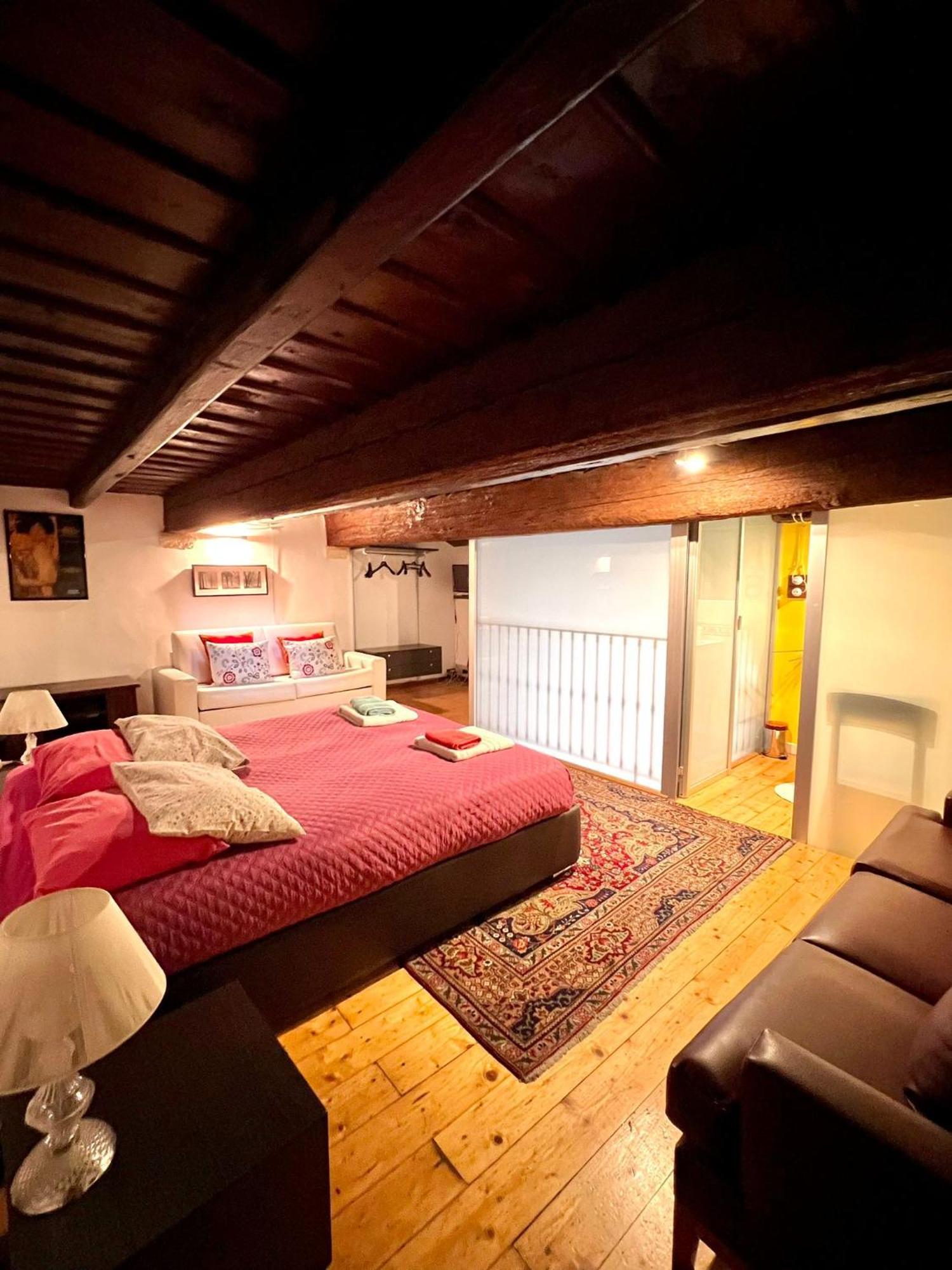 Casa Vacanza Saint Patrick Barletta Exteriör bild